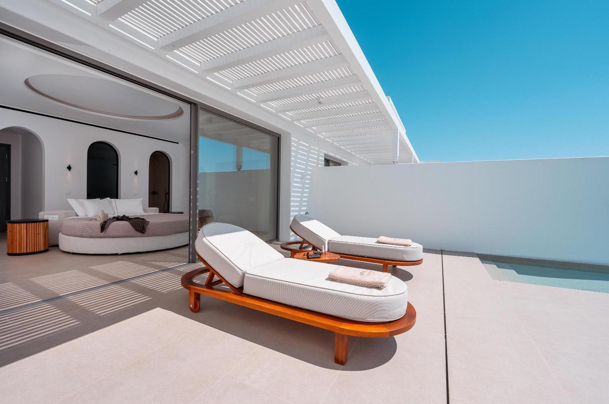 Muse Of Mykonos Luxury Suites Mykonos Town Exterior photo