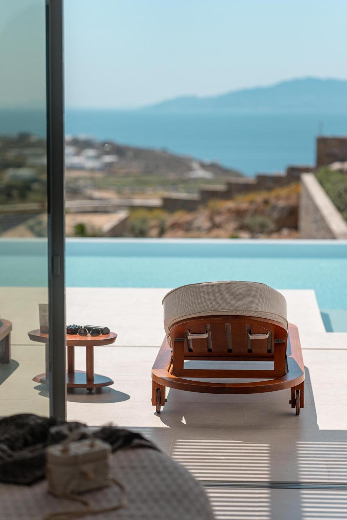 Muse Of Mykonos Luxury Suites Mykonos Town Exterior photo